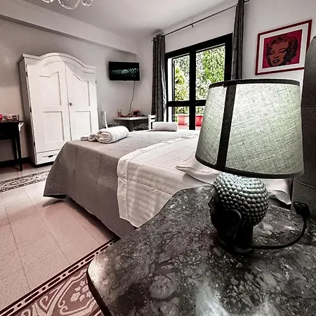 Casa Contessa Bed & Breakfast Cefalù